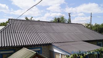 Réparation d'un toit en ardoise, défauts et méthodes de détection, travaux de réparation