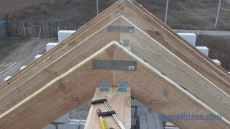 Construction du toit de la maison - Étapes de la construction et méthodes de fixation des éléments