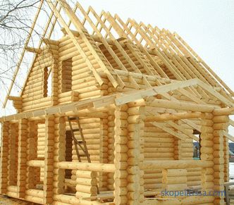 Comment construire une maison à partir d'un rondin arrondi, une maison à partir d'une maison en rondins, technologie de la construction