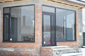 Porche vitré d'un profilé d'aluminium pour maison de campagne, plastique, options de photo