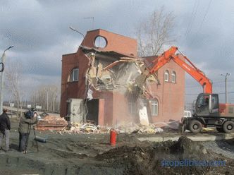 Comment empêcher la démolition de samostroya, légaliser le bâtiment et obtenir un certificat de propriété